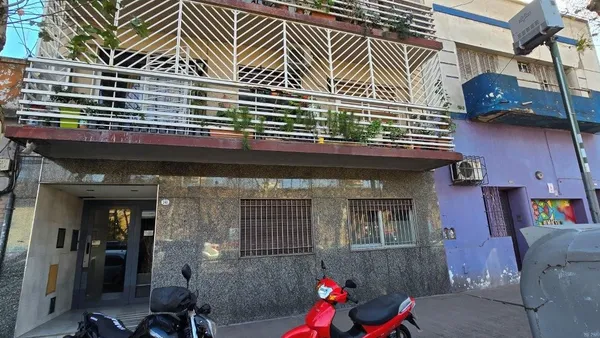 Departamento en JUSTO, JUAN B. A 700