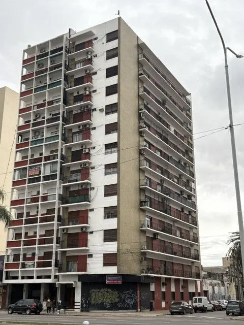 Departamento en Avenida Mitre 2400