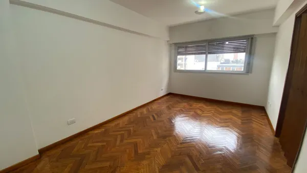 Departamento en Av. Rivadavia 14300