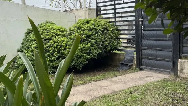 Casa en Juan Garrigo 2900