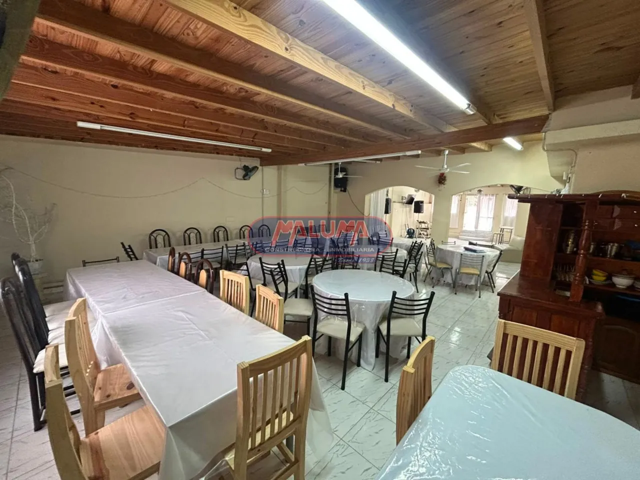 Local Comercial en Camarones 5600