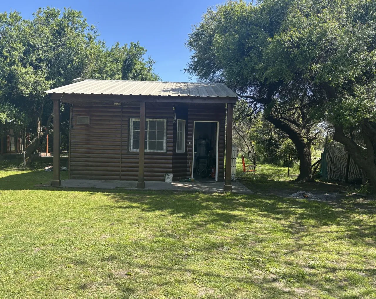 Casa en Av. Laprida e/Tu