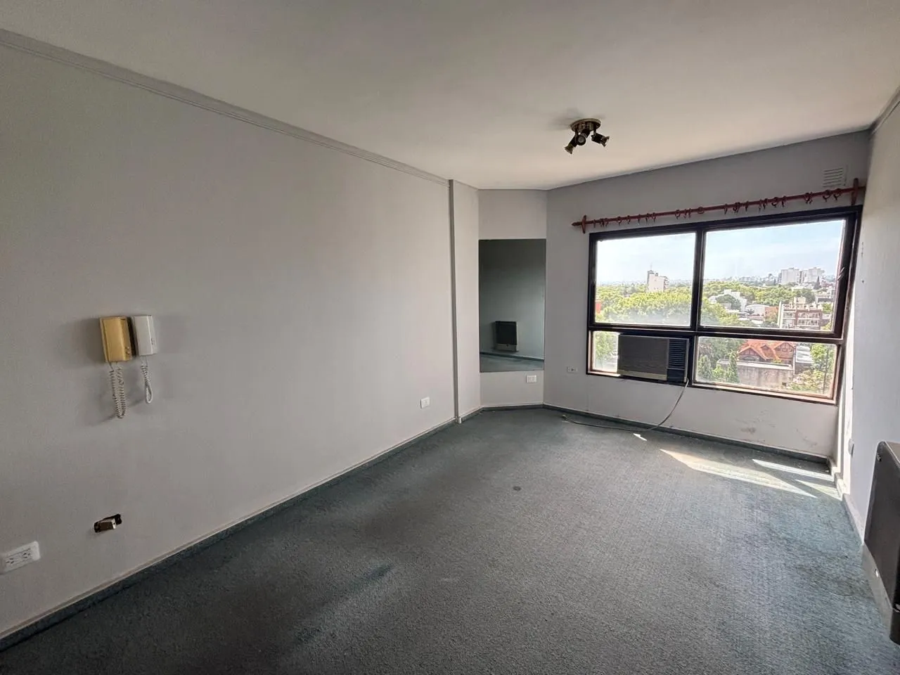 Departamento en PORTELA 400