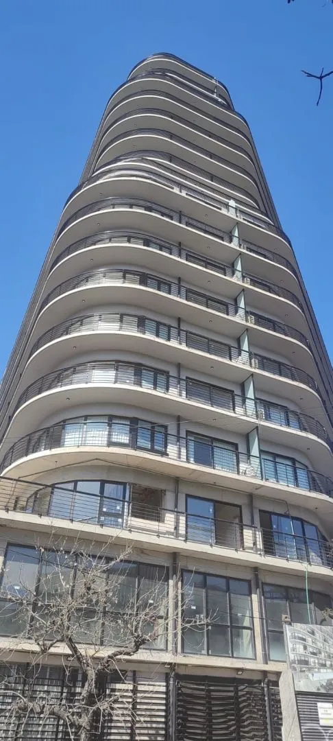 Departamento en Finocchietto 900