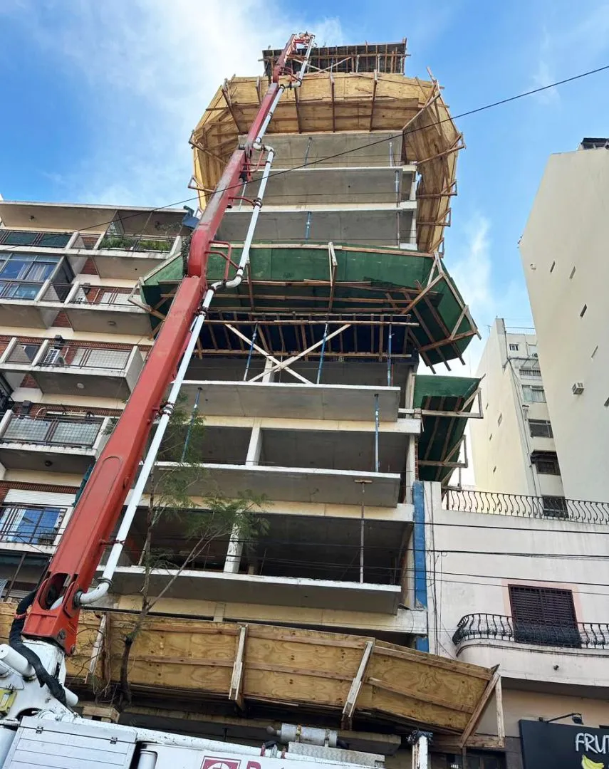 Departamento en Av. San Juan 3100