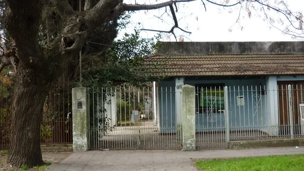 Casa en Crisologo Larral 400