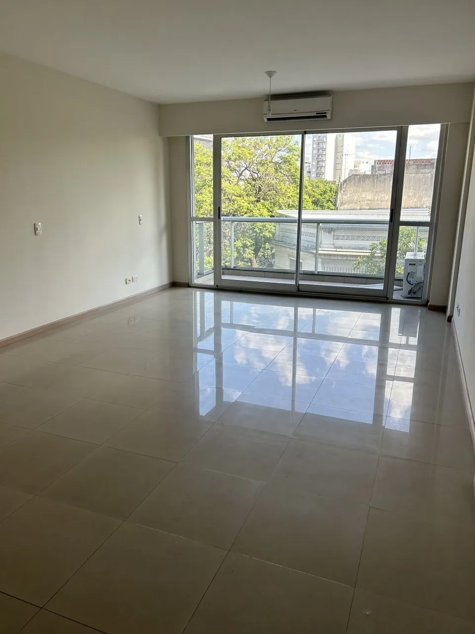Departamento en ROSETI 700