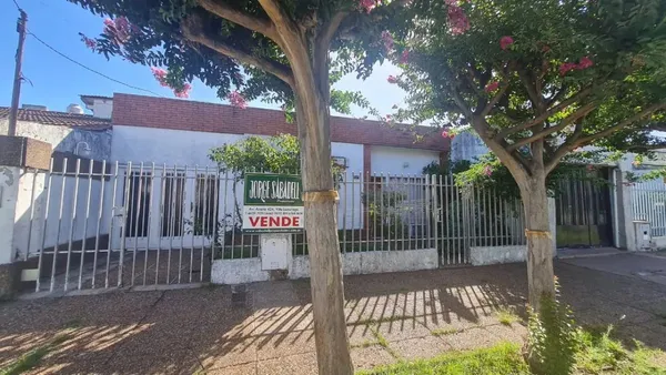 Casa en Juan Florio 578,