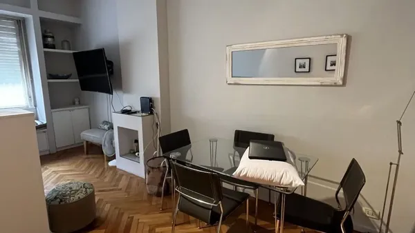 Departamento en PACHECO DE MELO 2000
