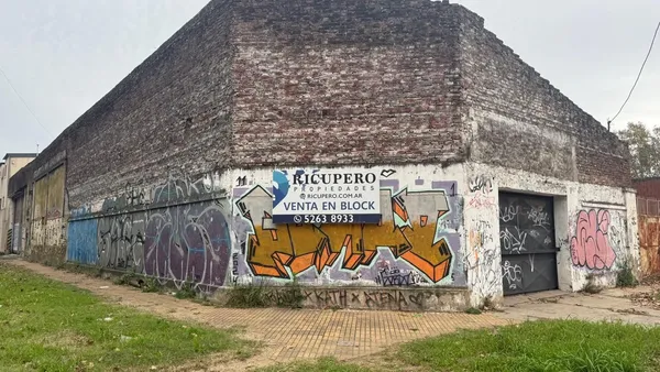 Lote en ARISTOBULO DEL V 1300