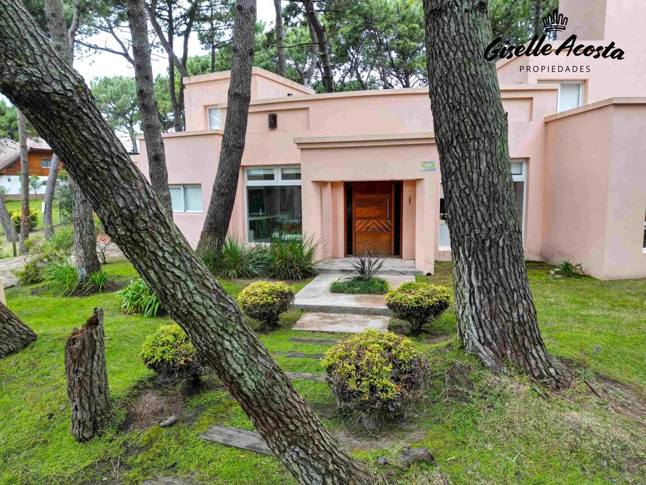 Casa en Cul de Sac NAUT 3600