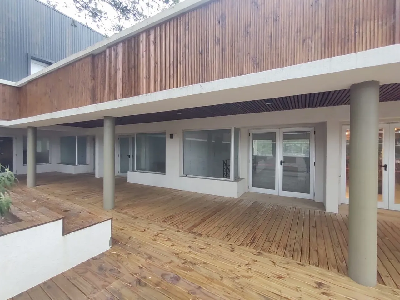 Local Comercial en Locales Comercia 25 PB y 00