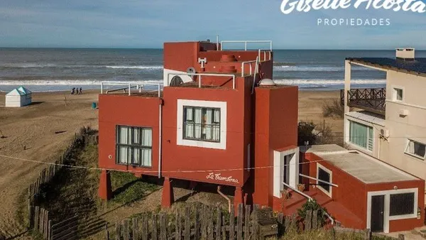 Casa en Yrigoyen 100