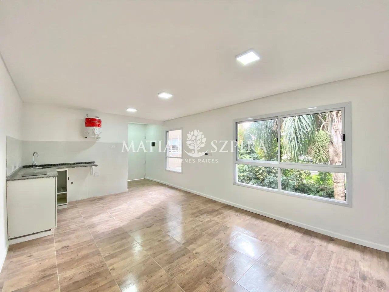 Departamento en Juan Jose Valle 700