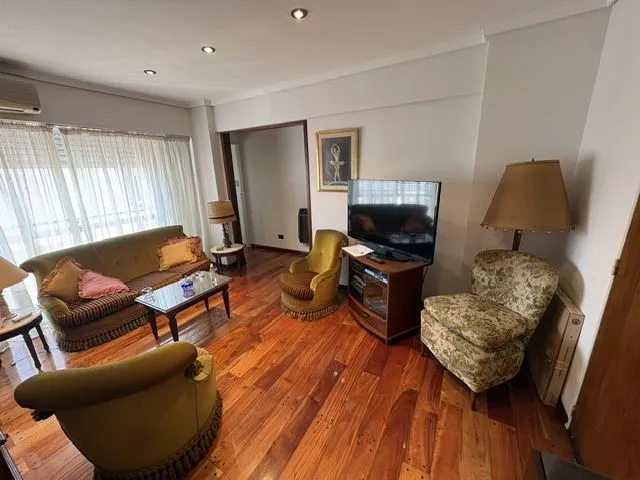 Departamento en Avenida MItre 1700