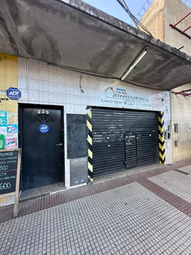 Local Comercial en CROVARA 200