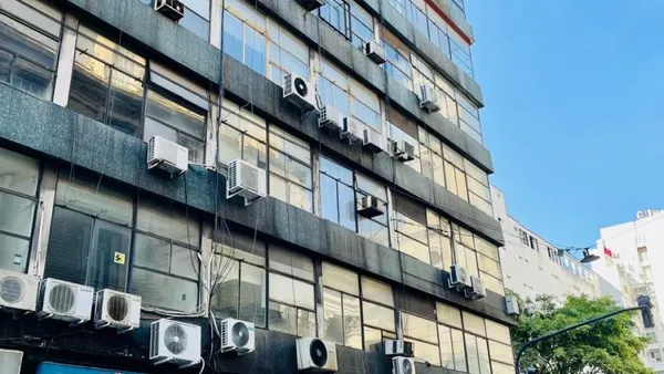 Oficina en PARANA, caba 100