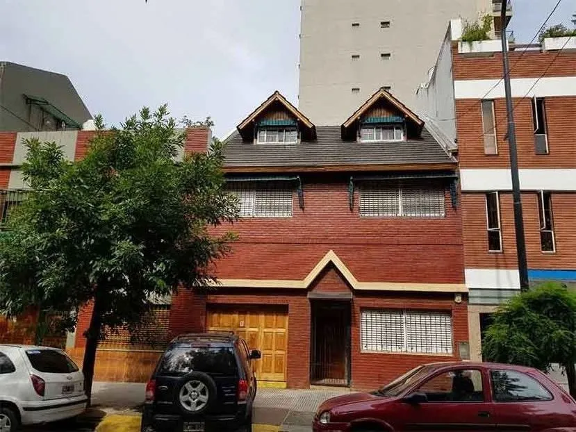 Casa en BEAUCHEF 400
