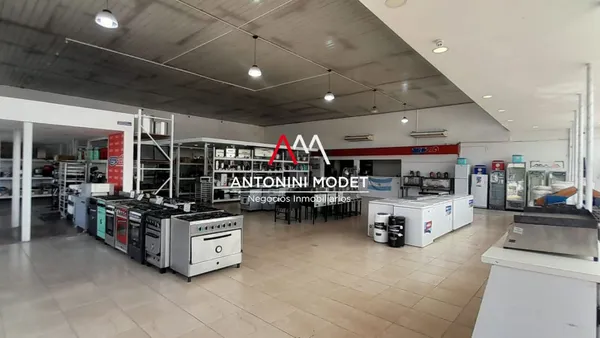 Local Comercial en Calchaqui 2600