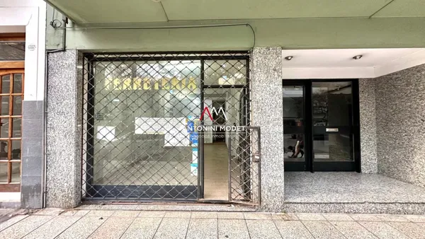 Local Comercial en Paraguay 5300