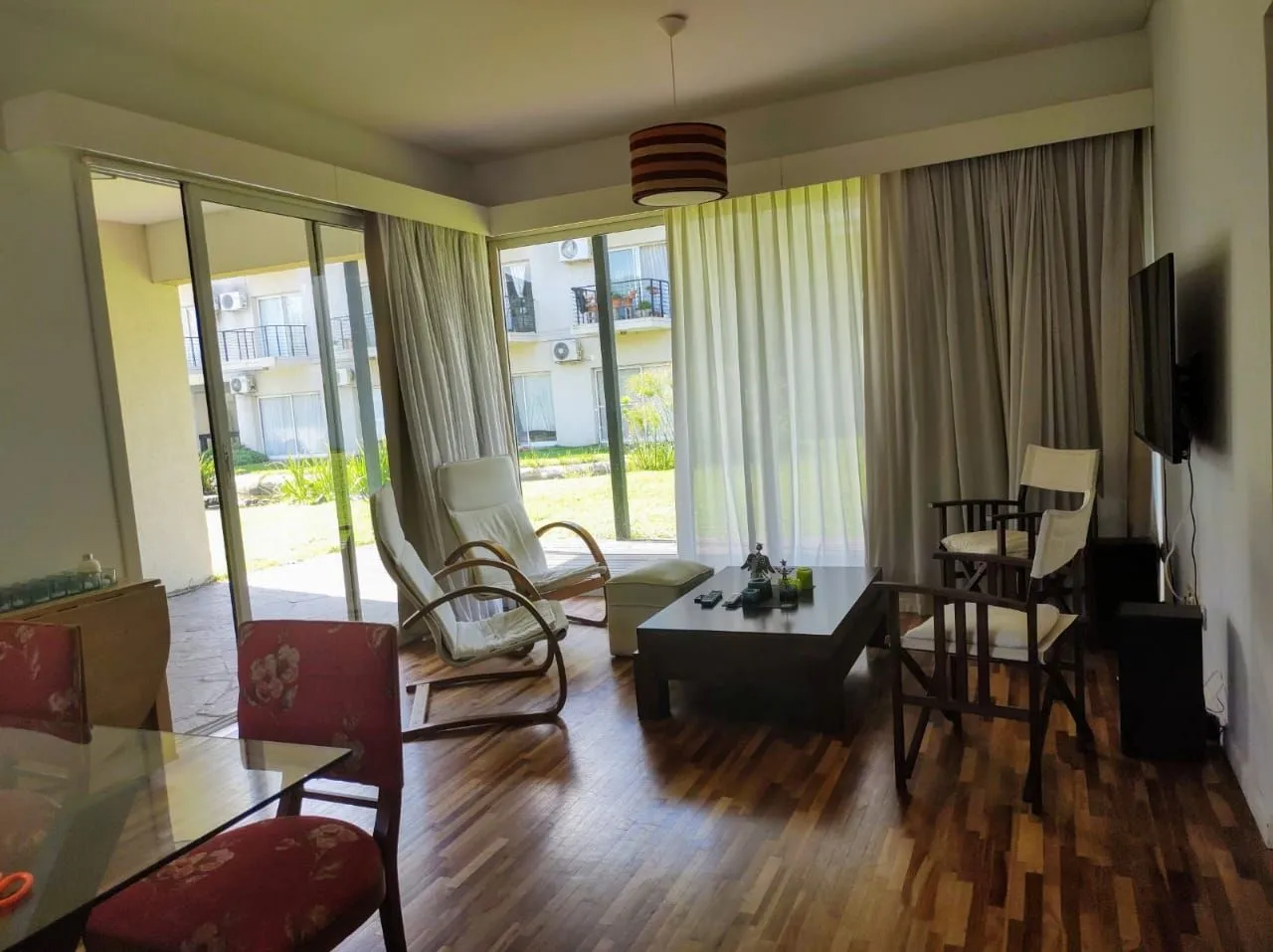 Departamento en Saravi 1600