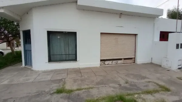 Local Comercial en A. ALLEMANDI 300