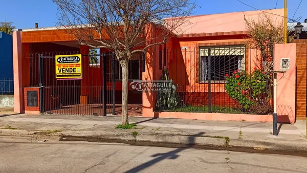 Casa en SAN JUAN 1300