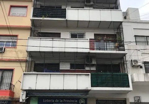 Departamento en Montes de Oca 100