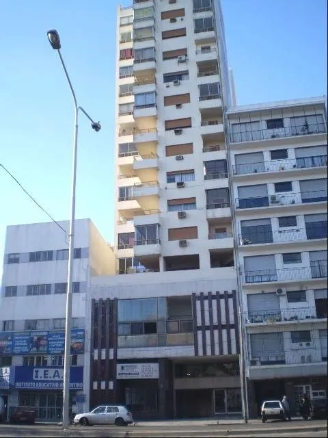 Departamento en Av. Mitre 2000