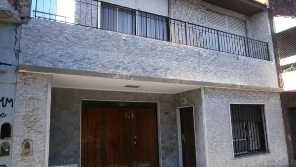 Casa en Pasteur 100