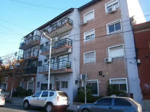 Departamento en Zeballos 900