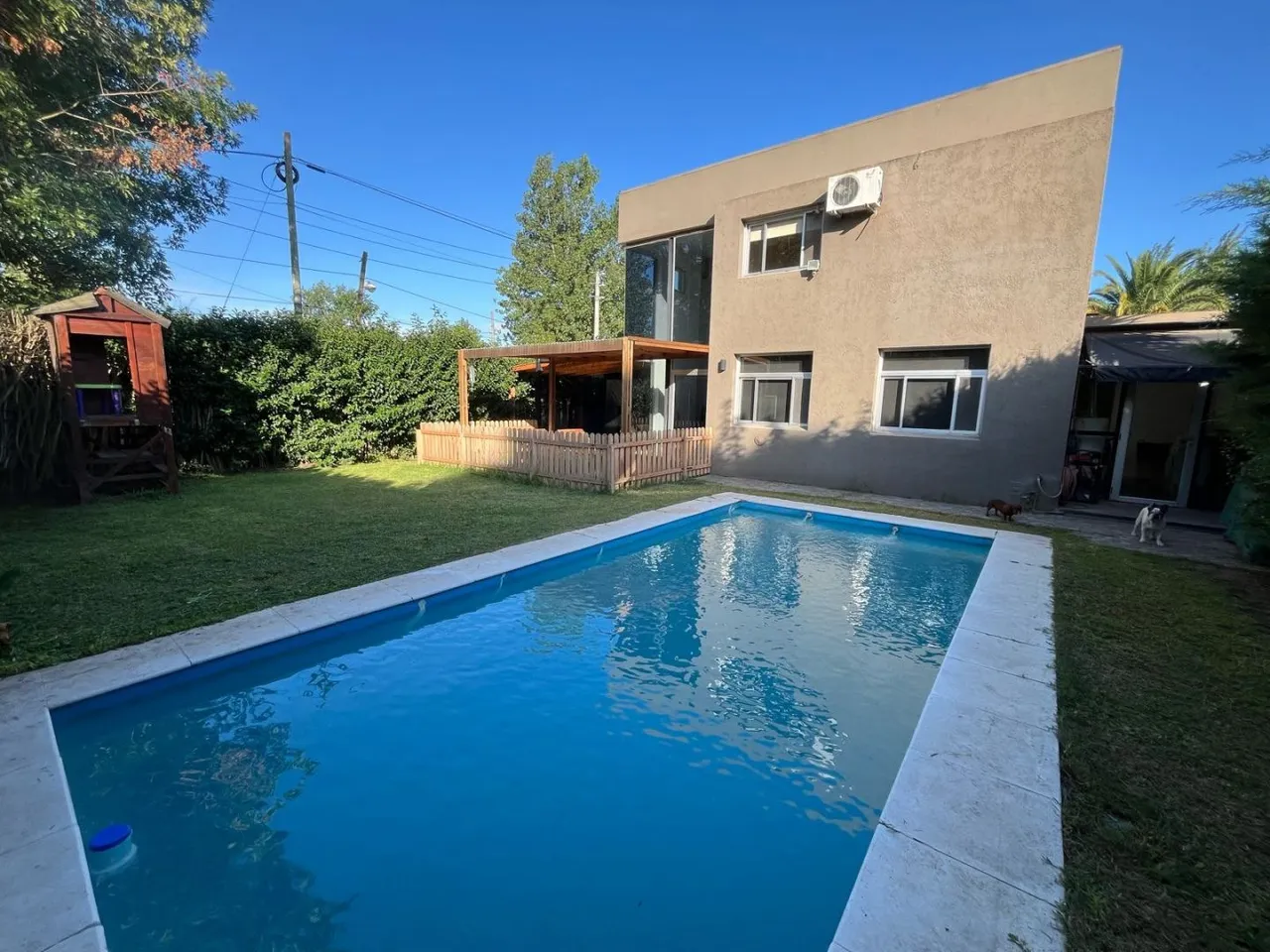Casa en LAS AMAPOLAS
