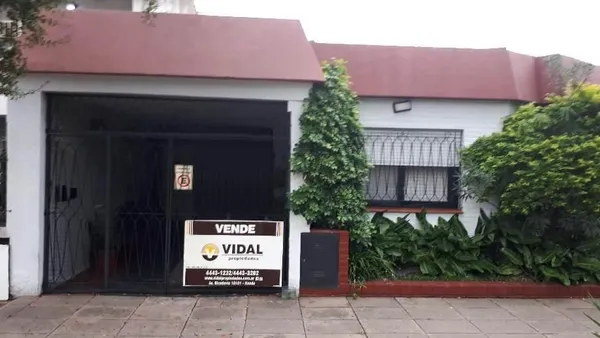 Casa en Cacique Yaite 700