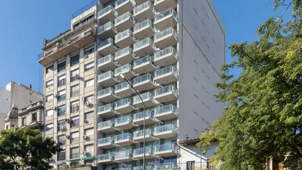 Departamento en Avenida Bernardo 1300
