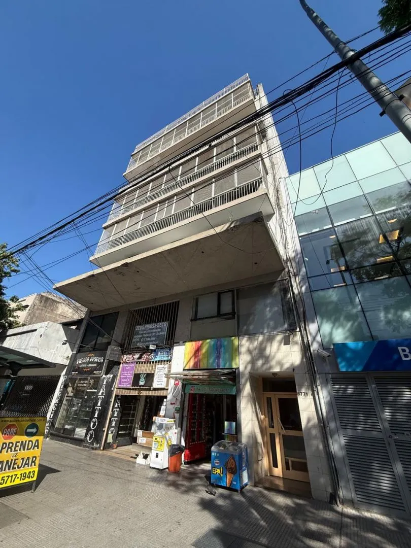 Departamento en AV JUAN B ALBERD 5700