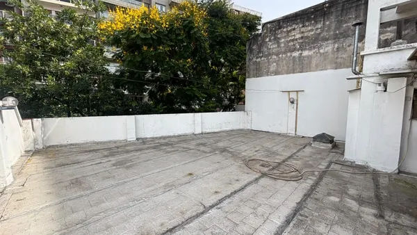 Casa en Alberdi 900