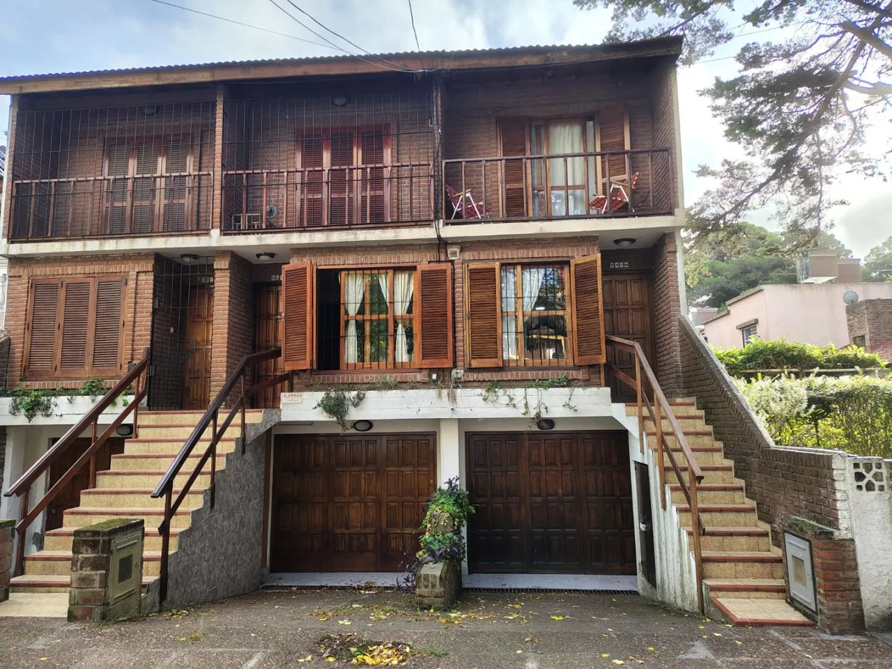 Casa en LA RIOJA 2200