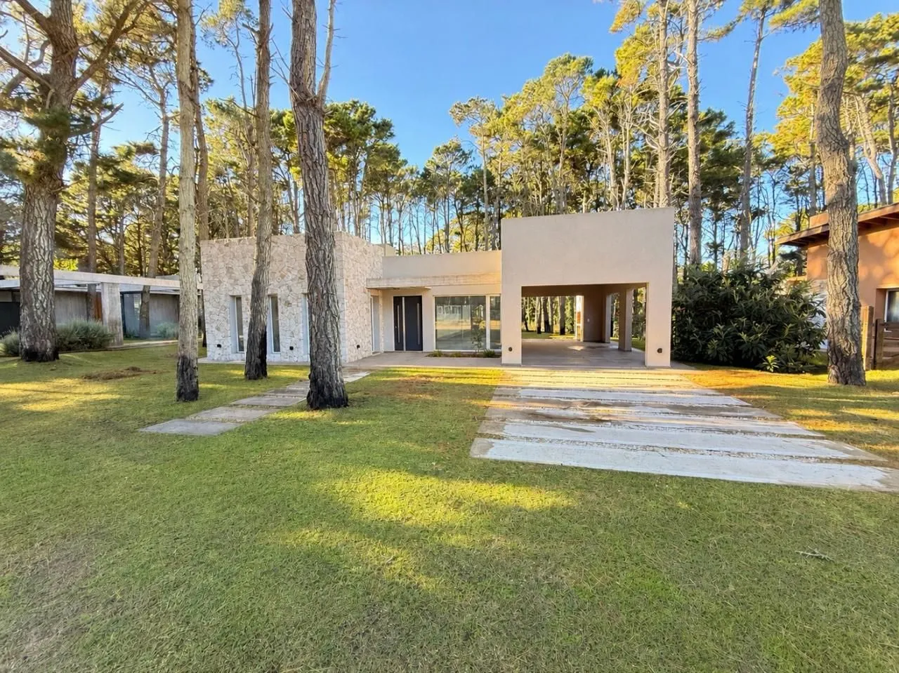 Casa en ENEAS 2800