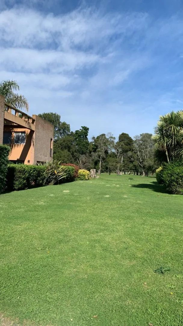 Lote en Av. Juan Manuel 2200