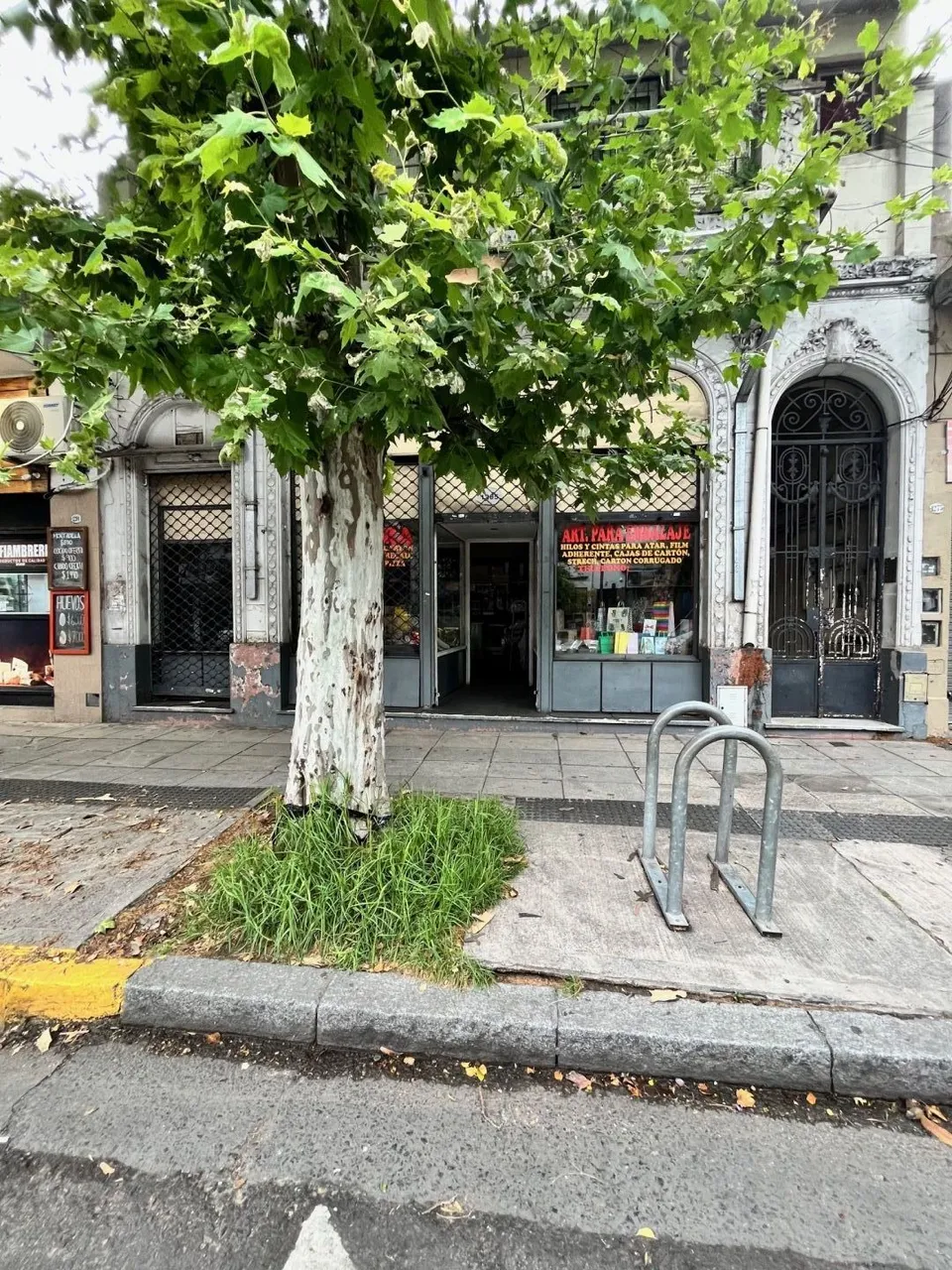 Local Comercial en Av. Varela 1200