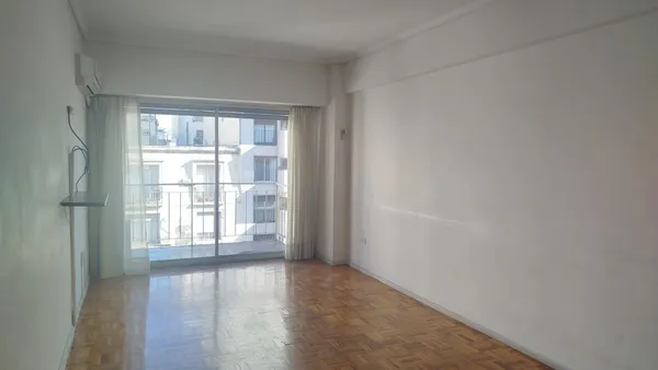 Departamento en SANTA FE 2600