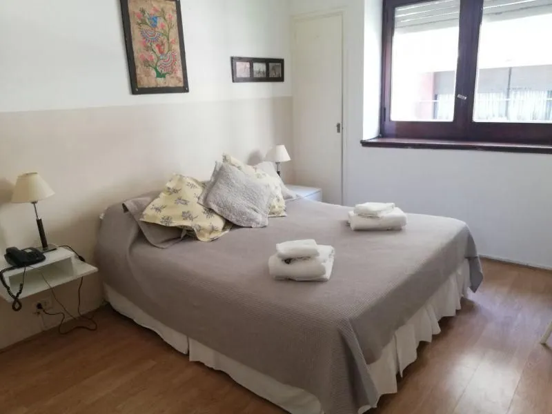 Departamento en Juncal 1300