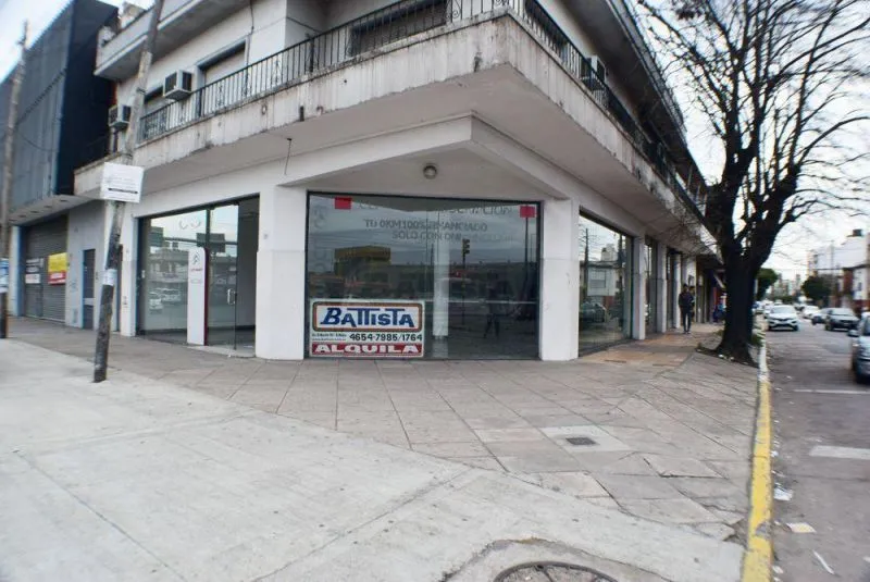 Local Comercial en ROSAS, JUAN M. D 3300