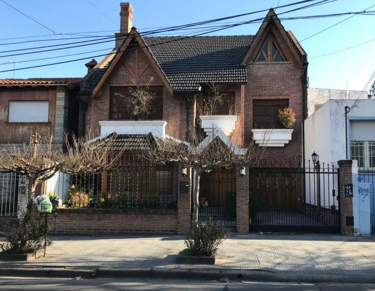 Casa en PUEYRREDON 900