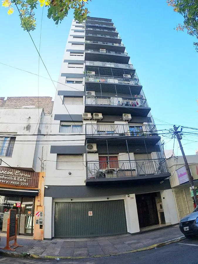 Departamento en AV SAN MARTIN 100