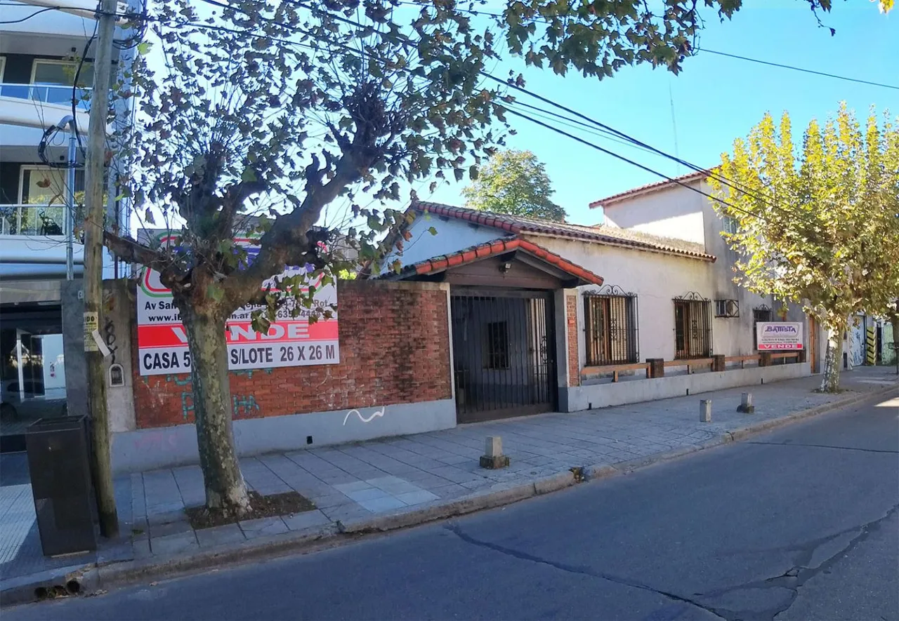 Lote en BARTOLOME MITRE 500
