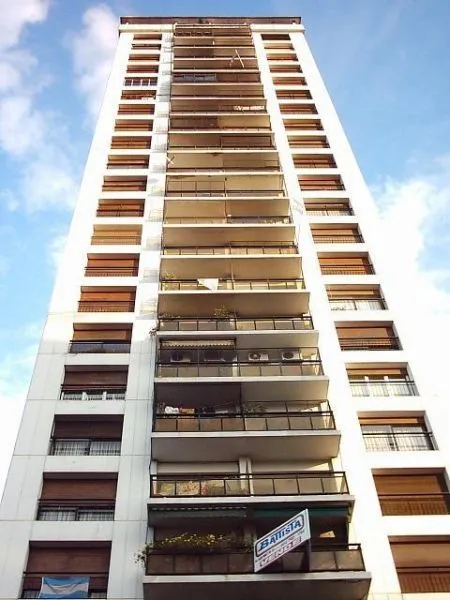 Departamento en AVENIDA RIVADAVI 13800