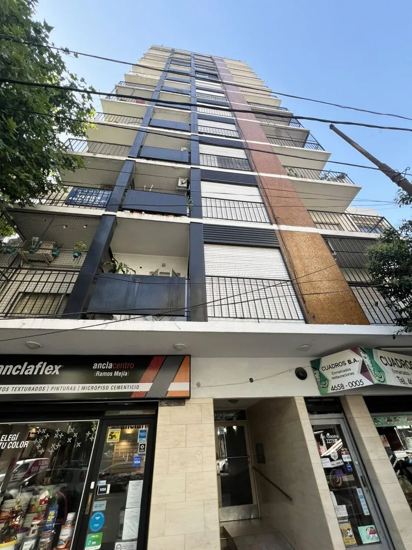 Departamento en gaona 2200