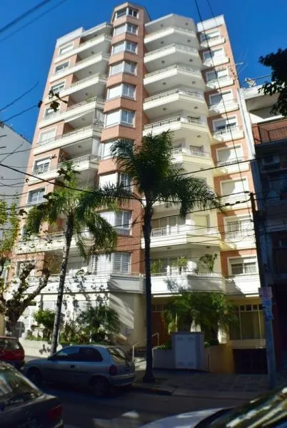 Departamento en ROSALES 300