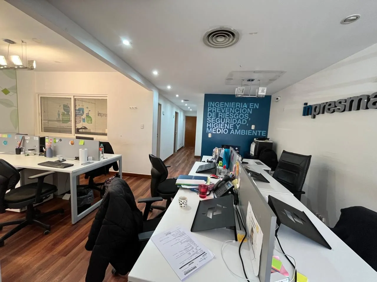 Oficina en Neuquen 3300